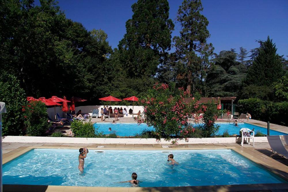 Camping Et Hotel Chateau Du Haget Montesquiou Esterno foto
